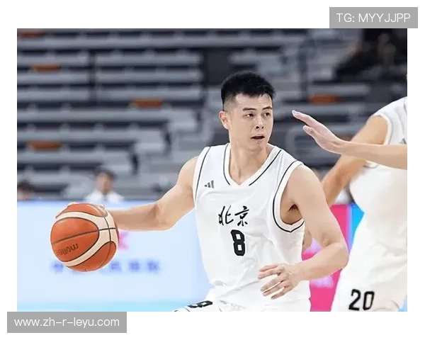 北京首钢迎来大胜，方硕三分如神带队大胜四川